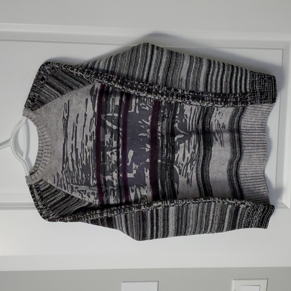 Li Wali sweater